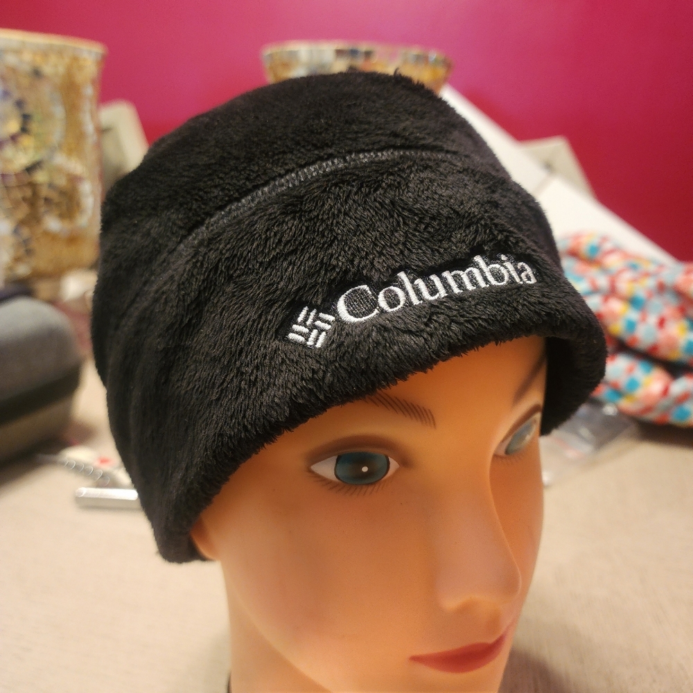 Columbia pearl plush beanie